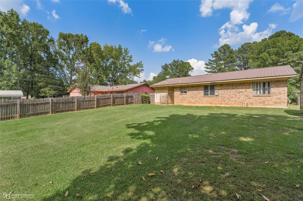 116 GENERAL BEAUREGARD Vivian, LA 71082