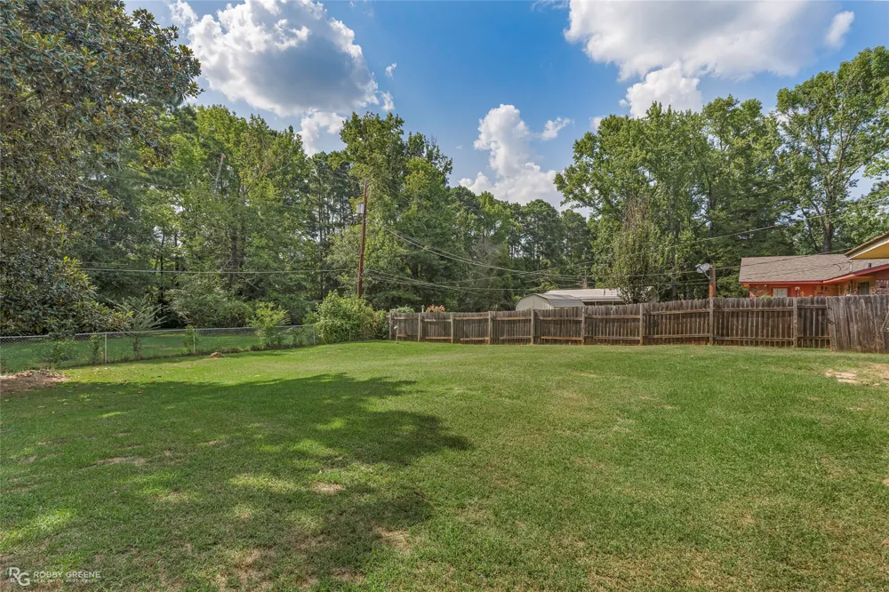 116 GENERAL BEAUREGARD Vivian, LA 71082