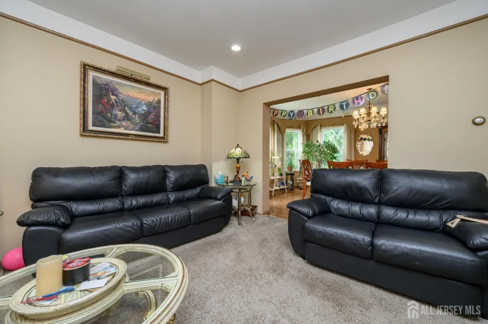 147 Claremont Avenue Verona, NJ 07044