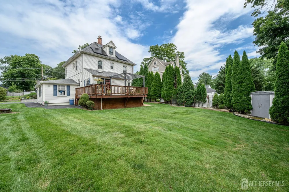 147 Claremont Avenue Verona, NJ 07044