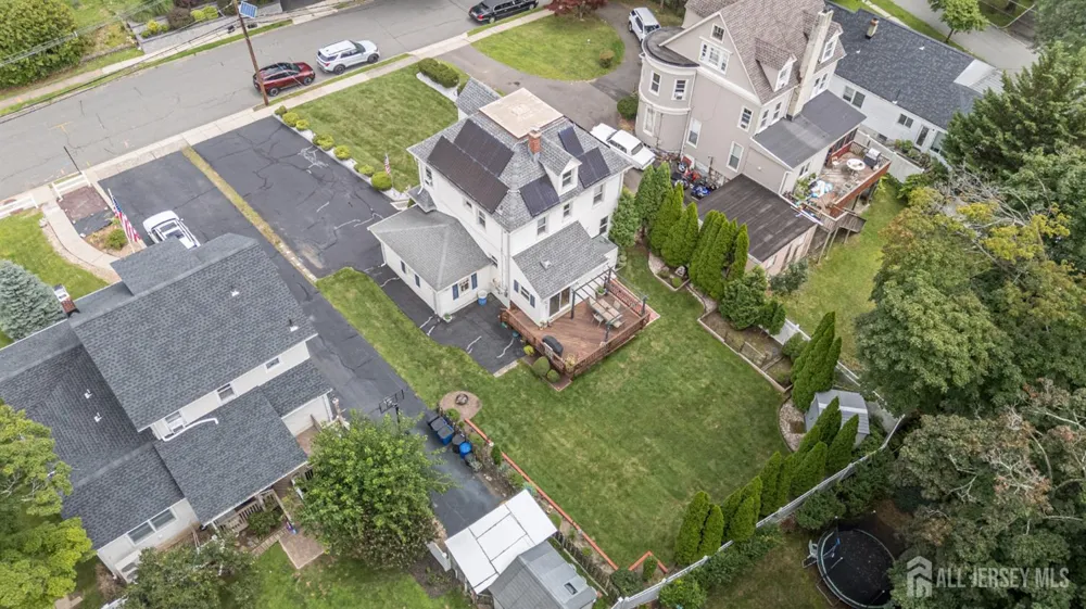 147 Claremont Avenue Verona, NJ 07044