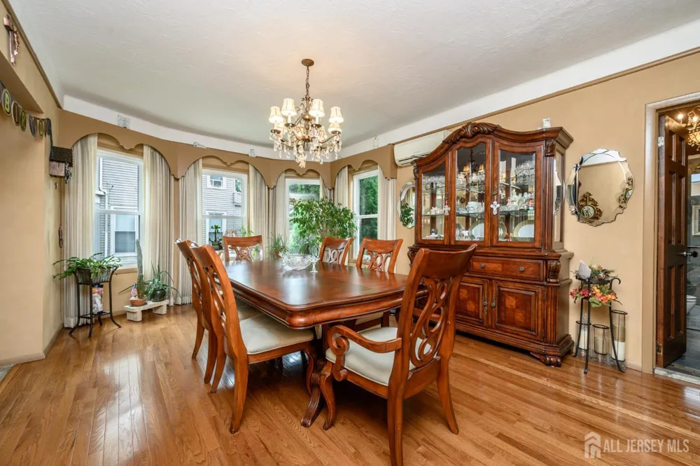 147 Claremont Avenue Verona, NJ 07044