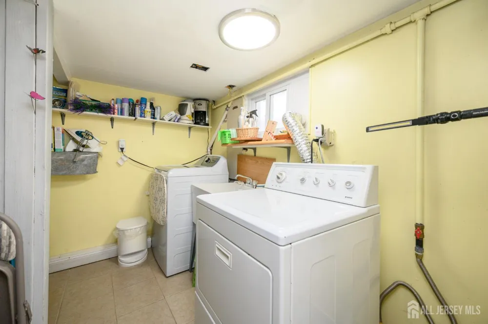 147 Claremont Avenue Verona, NJ 07044