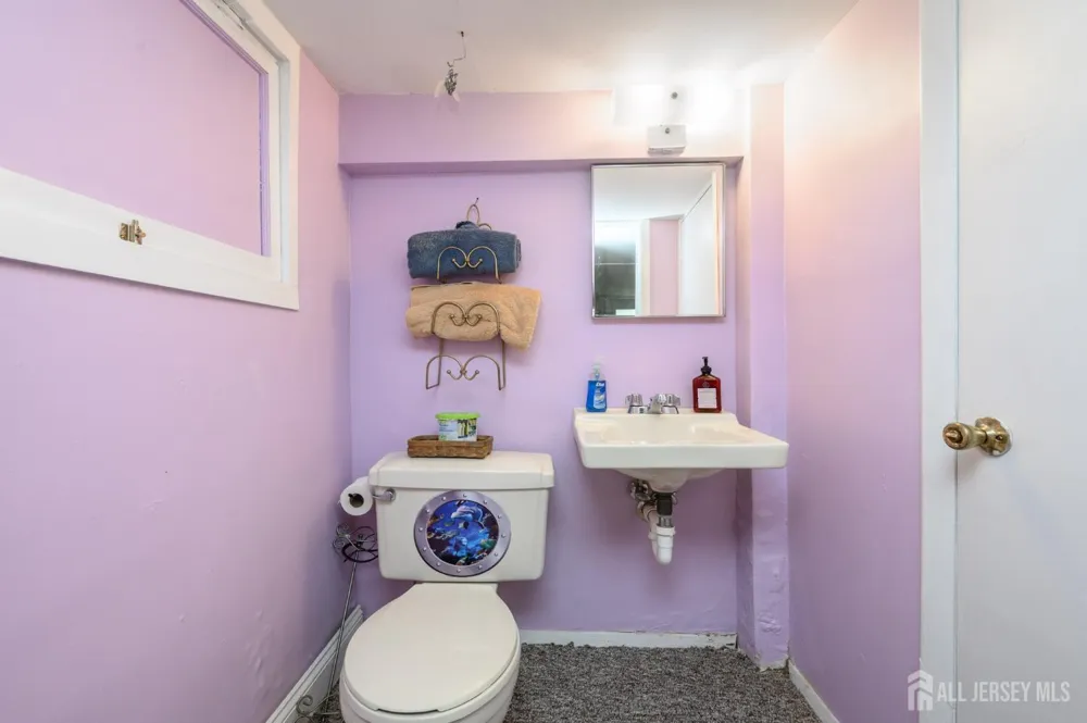 147 Claremont Avenue Verona, NJ 07044