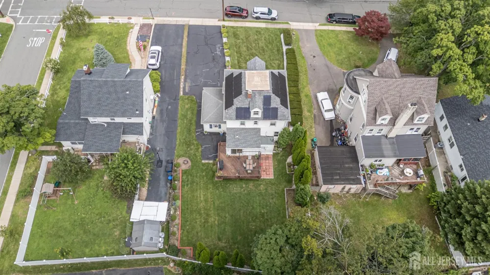 147 Claremont Avenue Verona, NJ 07044