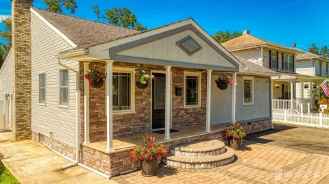114 Manalapan Road