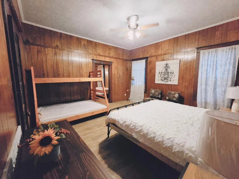 201 An County Road 165 Elkhart, TX 75839