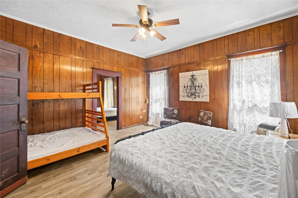 201 An County Road 165 Elkhart, TX 75839