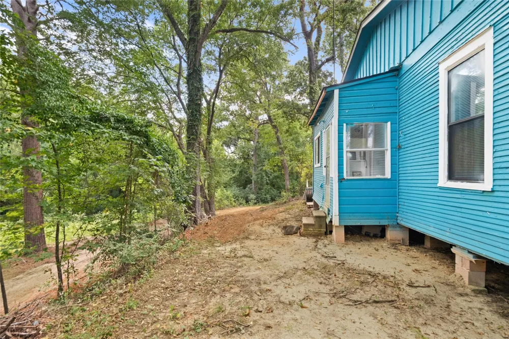201 An County Road 165 Elkhart, TX 75839