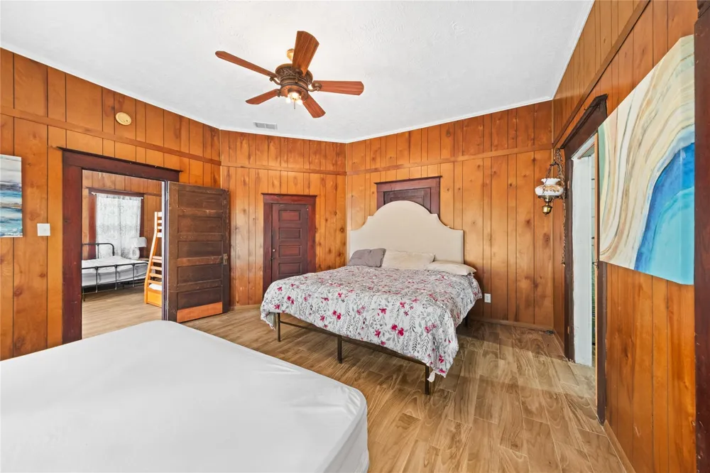 201 An County Road 165 Elkhart, TX 75839