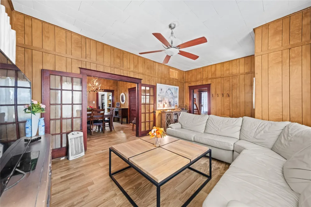 201 An County Road 165 Elkhart, TX 75839
