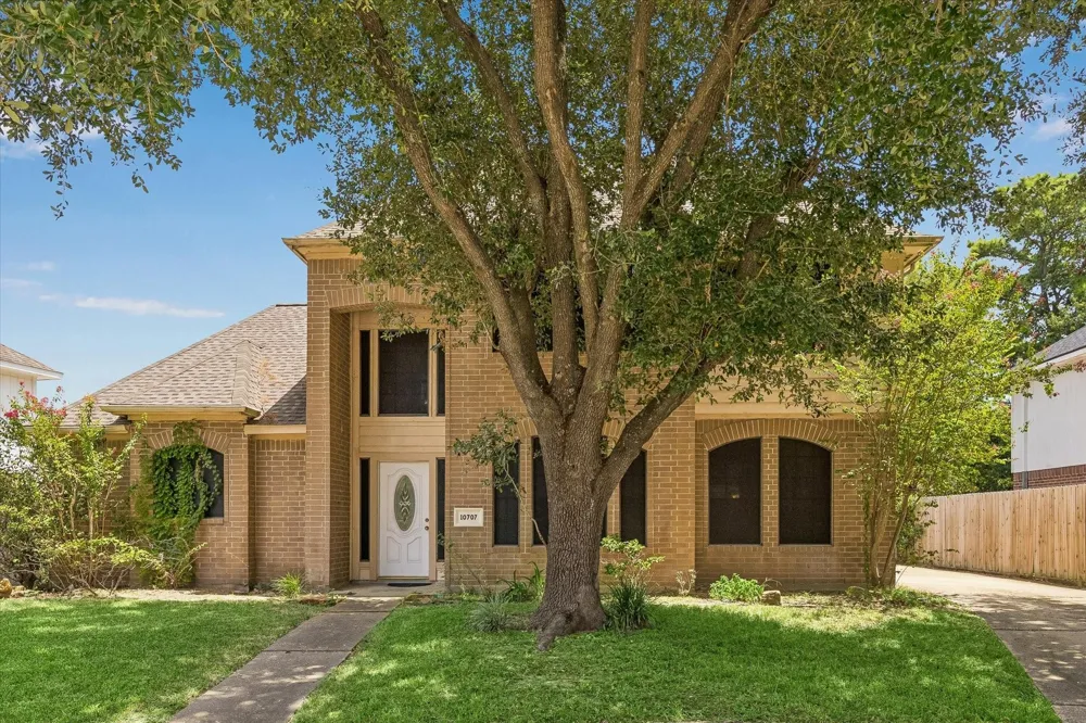 10707 Canmere Court Houston, TX 77070
