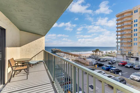 3647 S Atlantic Avenue #407