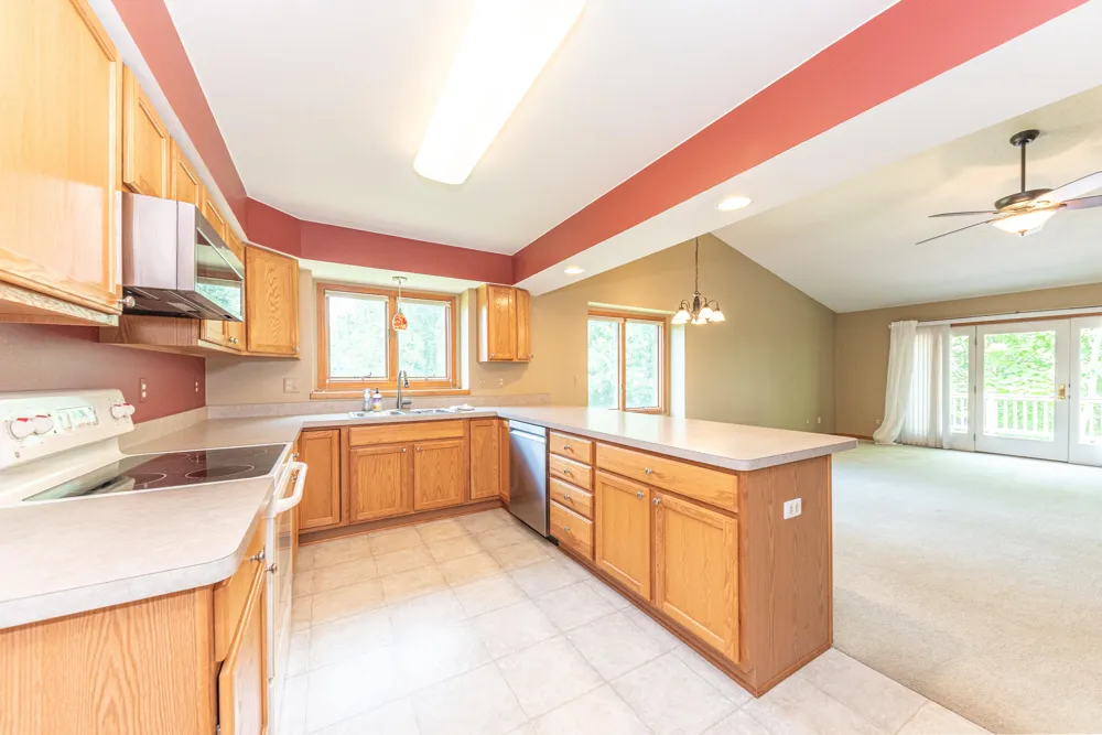 535 Sycamore Circle Saline, MI 48176