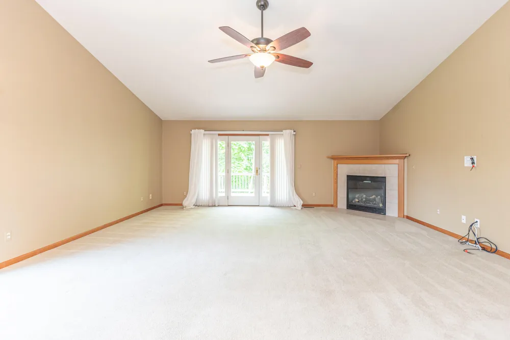 535 Sycamore Circle Saline, MI 48176
