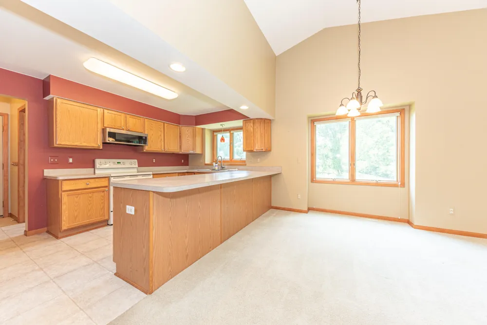 535 Sycamore Circle Saline, MI 48176