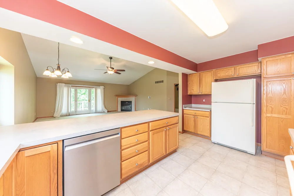 535 Sycamore Circle Saline, MI 48176