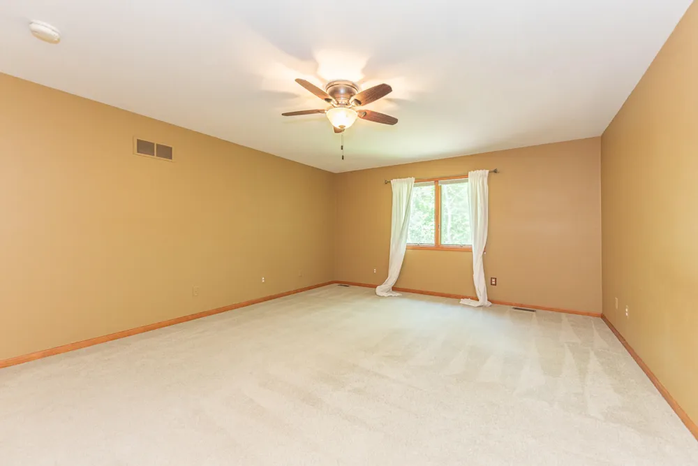 535 Sycamore Circle Saline, MI 48176
