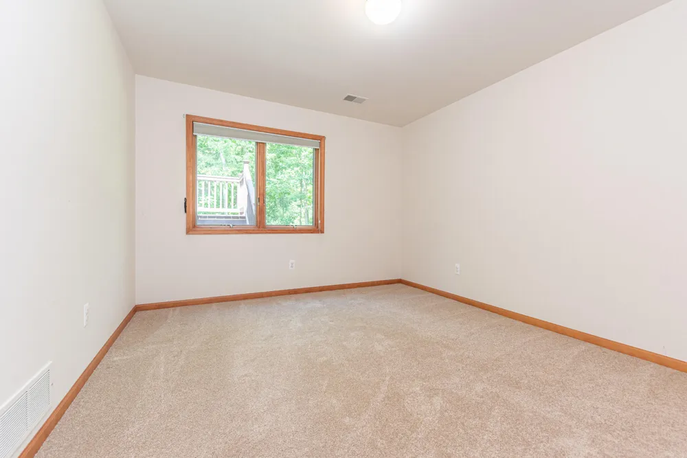 535 Sycamore Circle Saline, MI 48176
