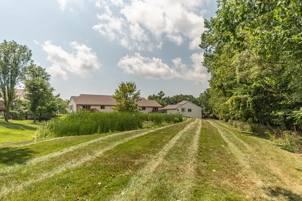 535 Sycamore Circle Saline, MI 48176