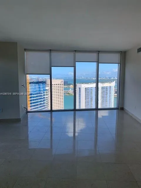 465 Brickell Ave #4902 Miami, FL 33131