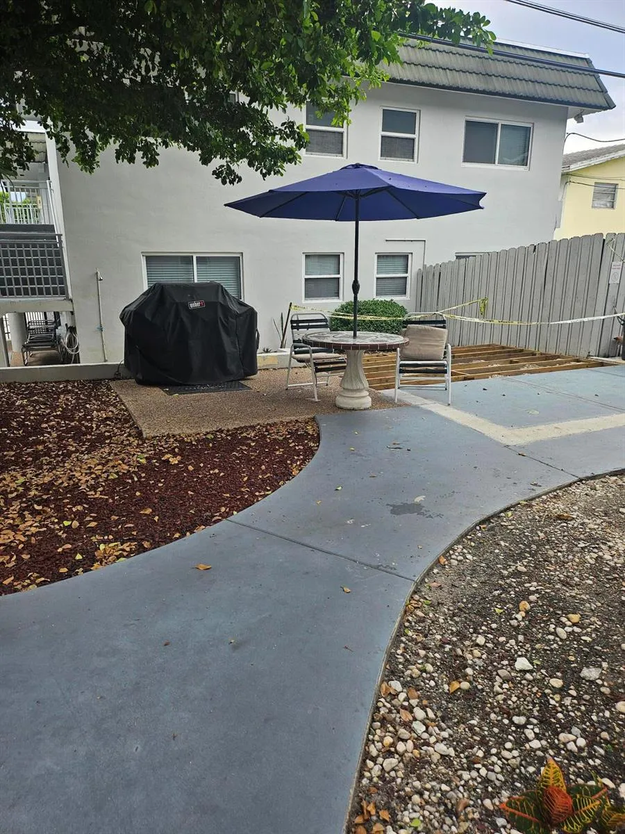 1001 SE 16TH STREET #9 Fort Lauderdale, FL 33316