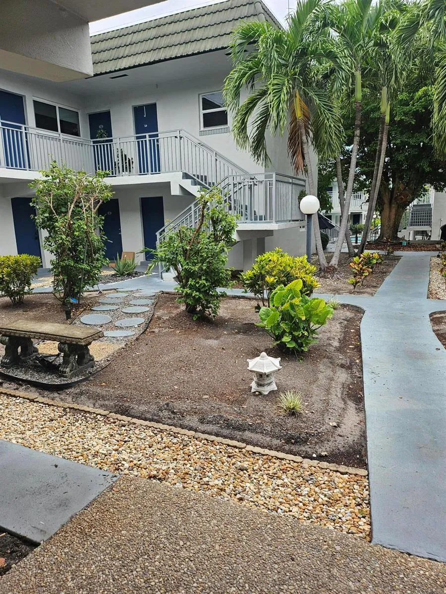 1001 SE 16TH STREET #9 Fort Lauderdale, FL 33316