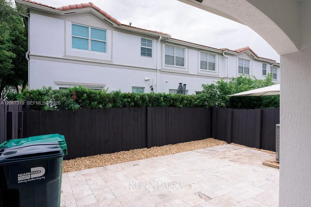 8167 NW 108th Ct #. Doral, FL 33178