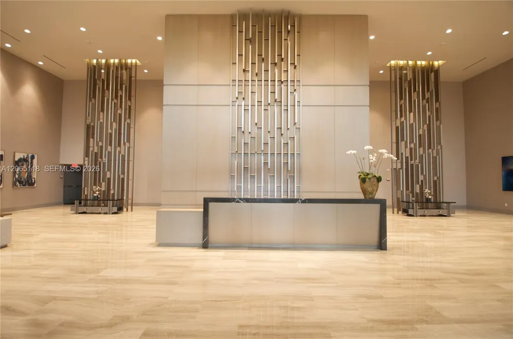 5300 Paseo Blvd #709 Doral, FL 33166