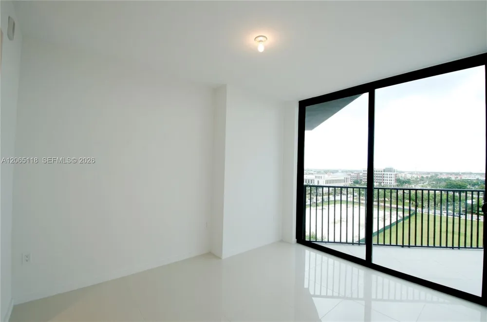 5300 Paseo Blvd #709 Doral, FL 33166
