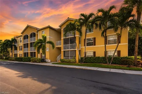 4122 Residence Drive #121