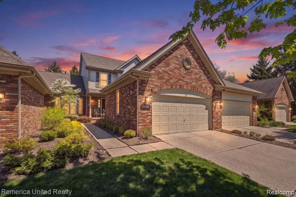 39656 Village Run Drive Northville Township, MI 48168
