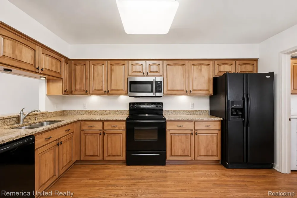 39656 Village Run Drive Northville Township, MI 48168