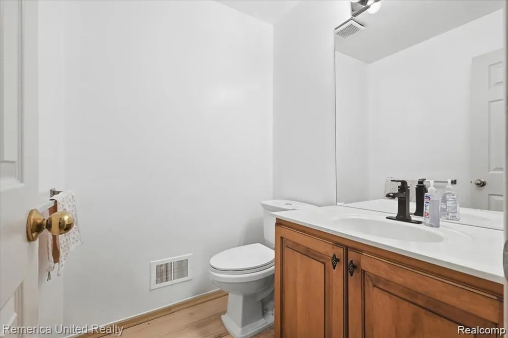 39656 Village Run Drive Northville Township, MI 48168