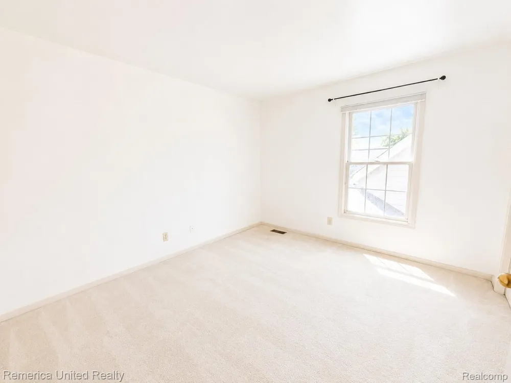 39656 Village Run Drive Northville Township, MI 48168