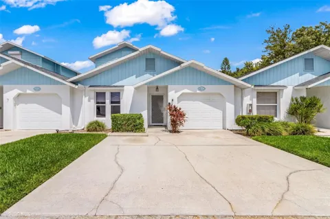 13721 MARKHAM LANE #4