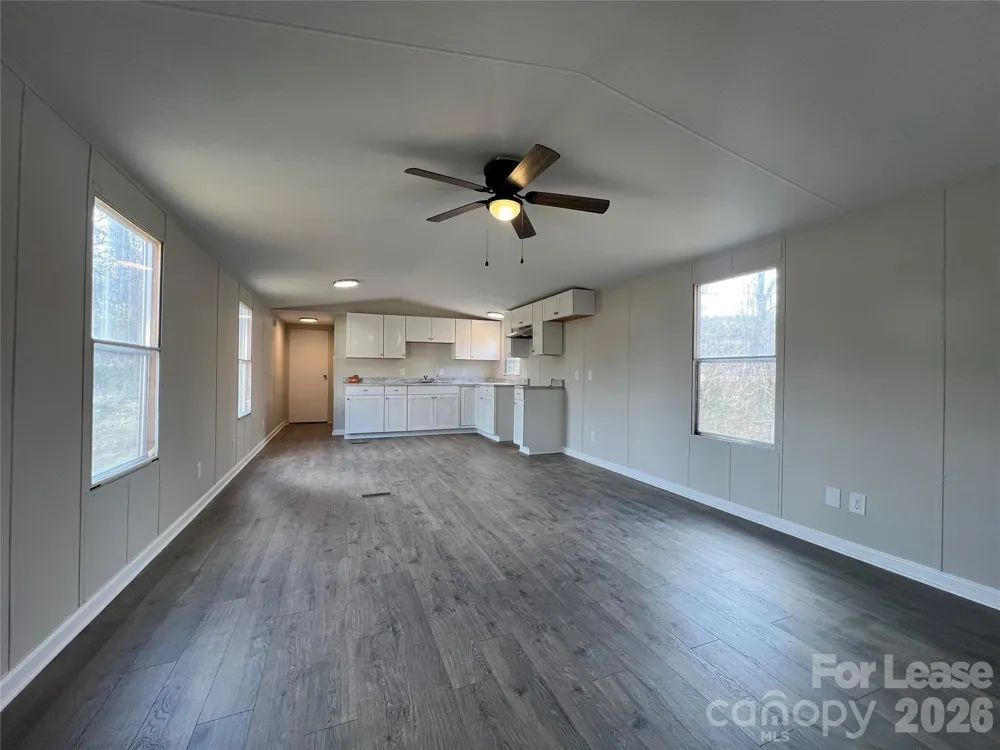 528 Oak Run Court Bessemer City, NC 28016