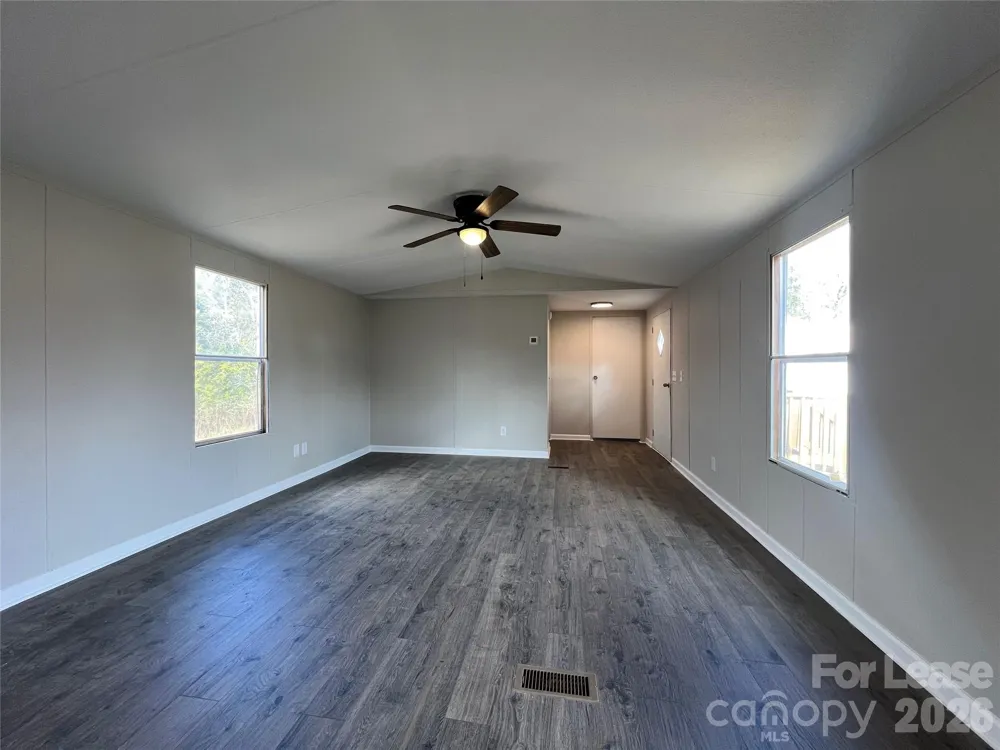 528 Oak Run Court Bessemer City, NC 28016