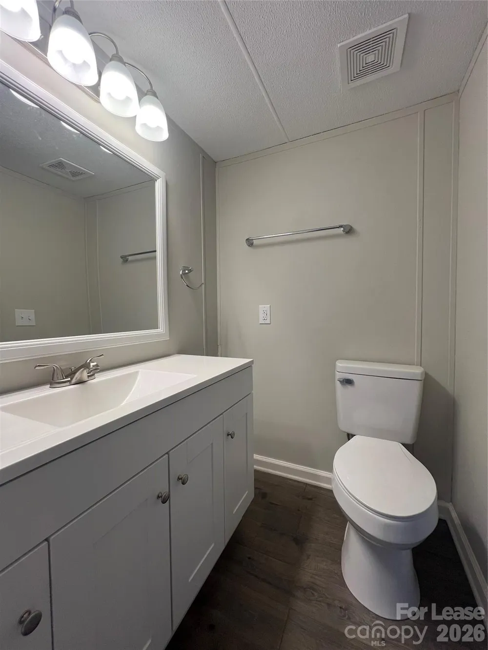 528 Oak Run Court Bessemer City, NC 28016