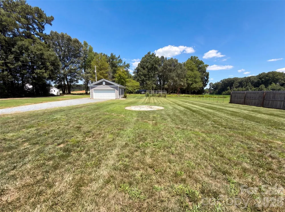 7825 Medlin Road Monroe, NC 28112