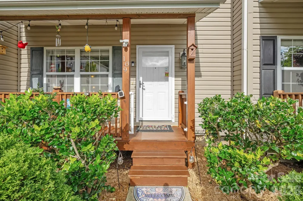 109 Loch Haven Road Swannanoa, NC 28778
