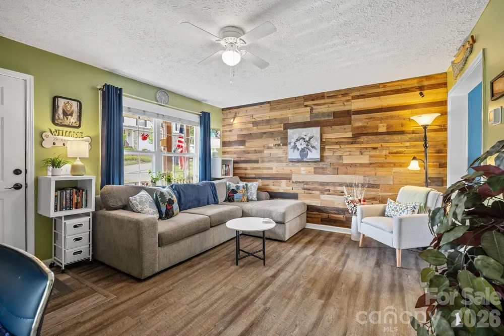 109 Loch Haven Road Swannanoa, NC 28778