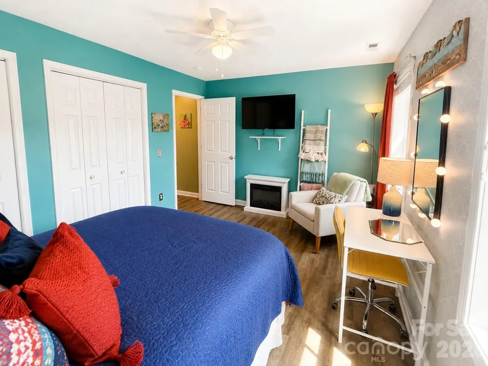 109 Loch Haven Road Swannanoa, NC 28778