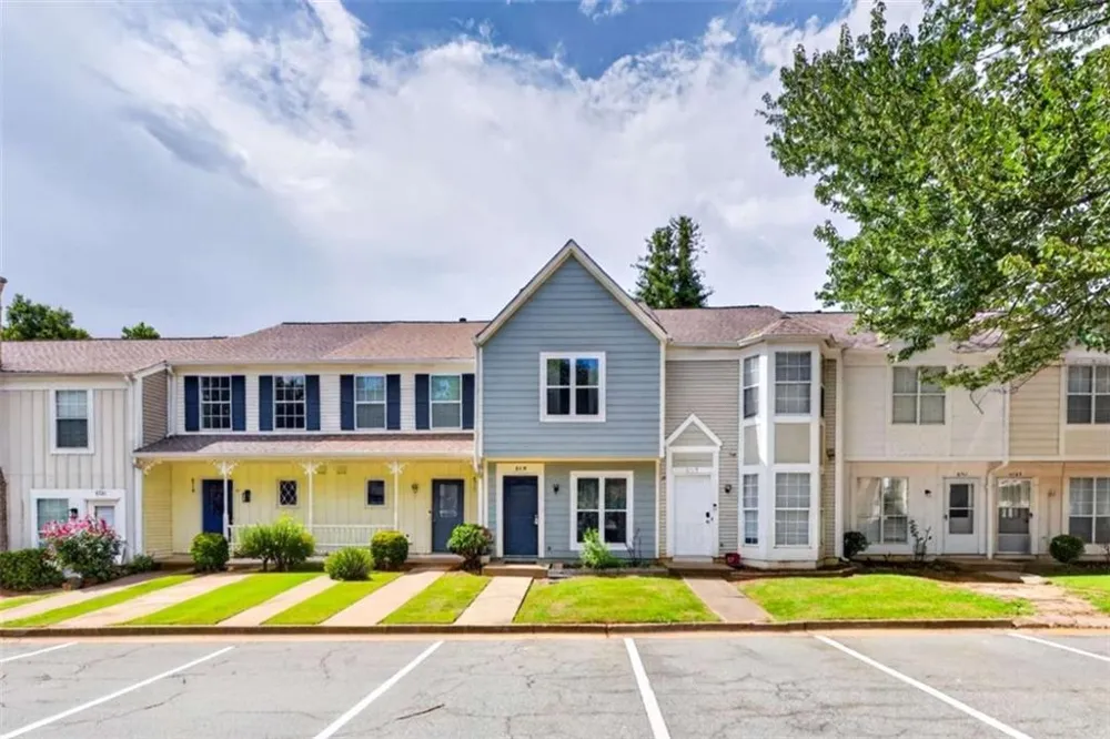 6715 Colchester Place Norcross, GA 30093