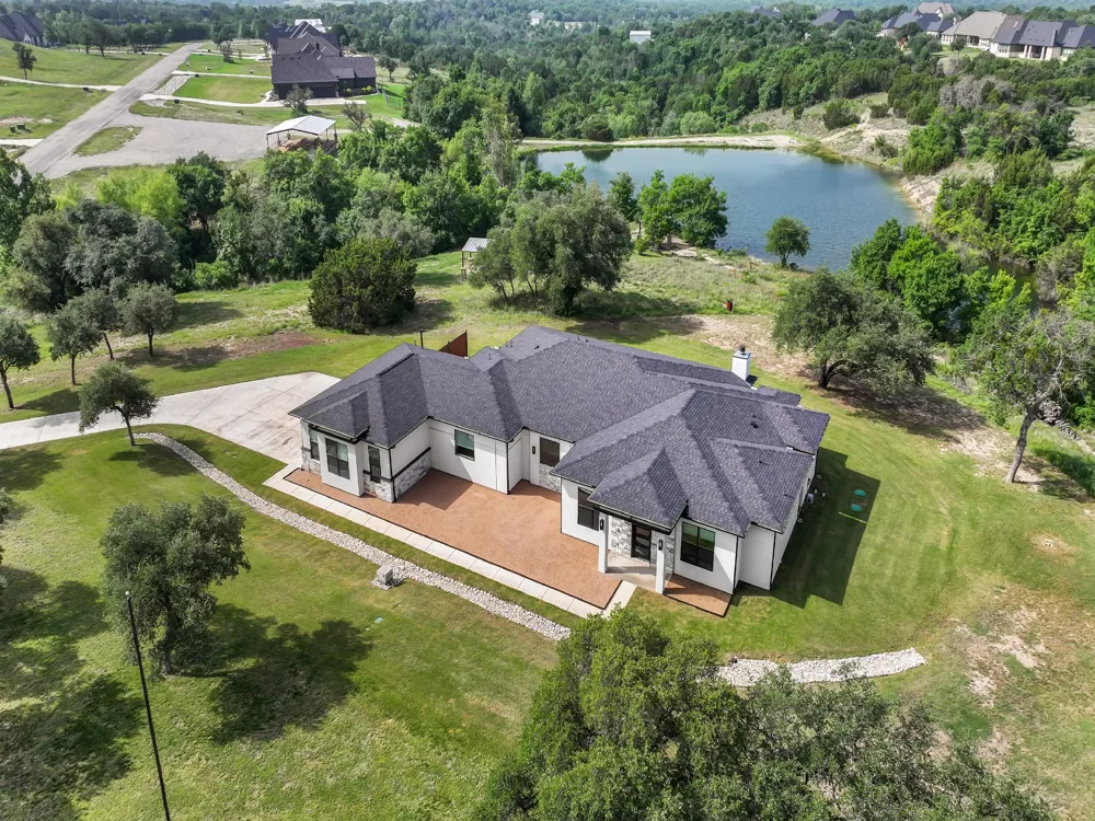 1050 Kingsley Court Weatherford, TX 76087