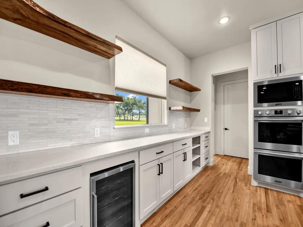 1050 Kingsley Court Weatherford, TX 76087
