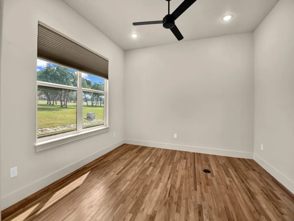 1050 Kingsley Court Weatherford, TX 76087