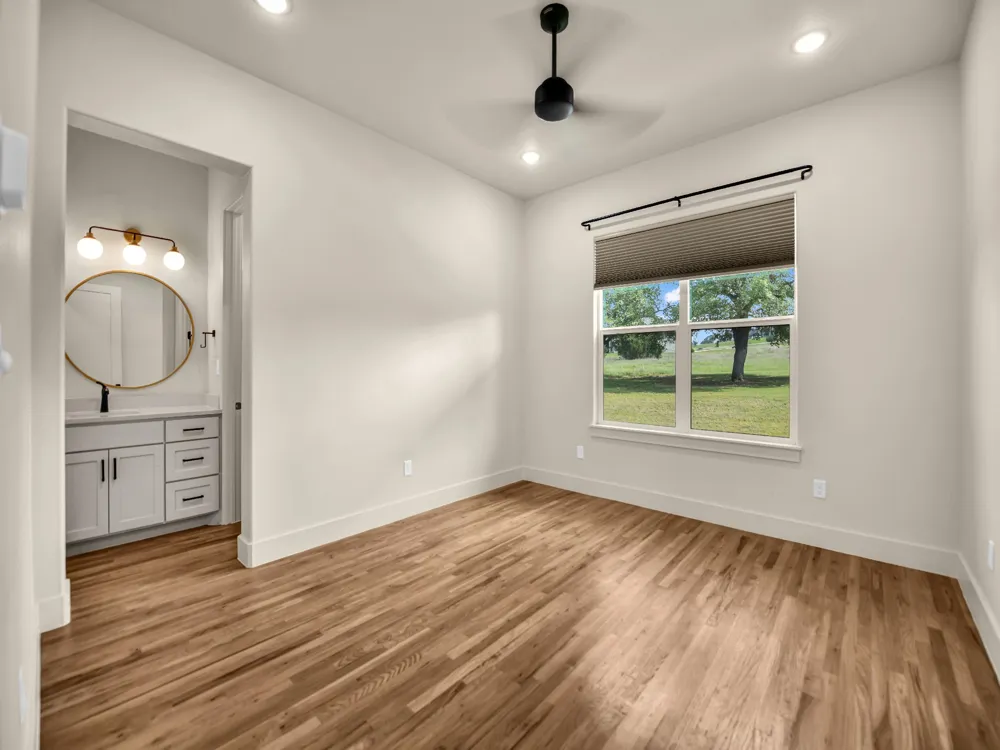 1050 Kingsley Court Weatherford, TX 76087