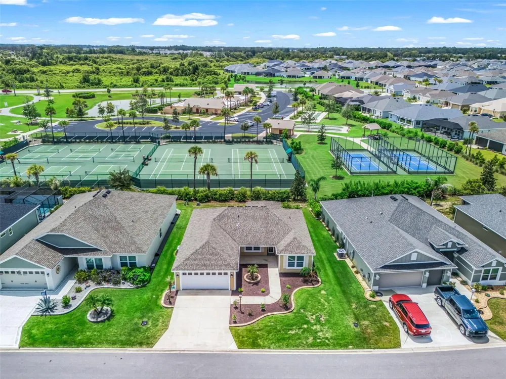 2816 NAVY HILL CIRCLE The Villages, FL 32163