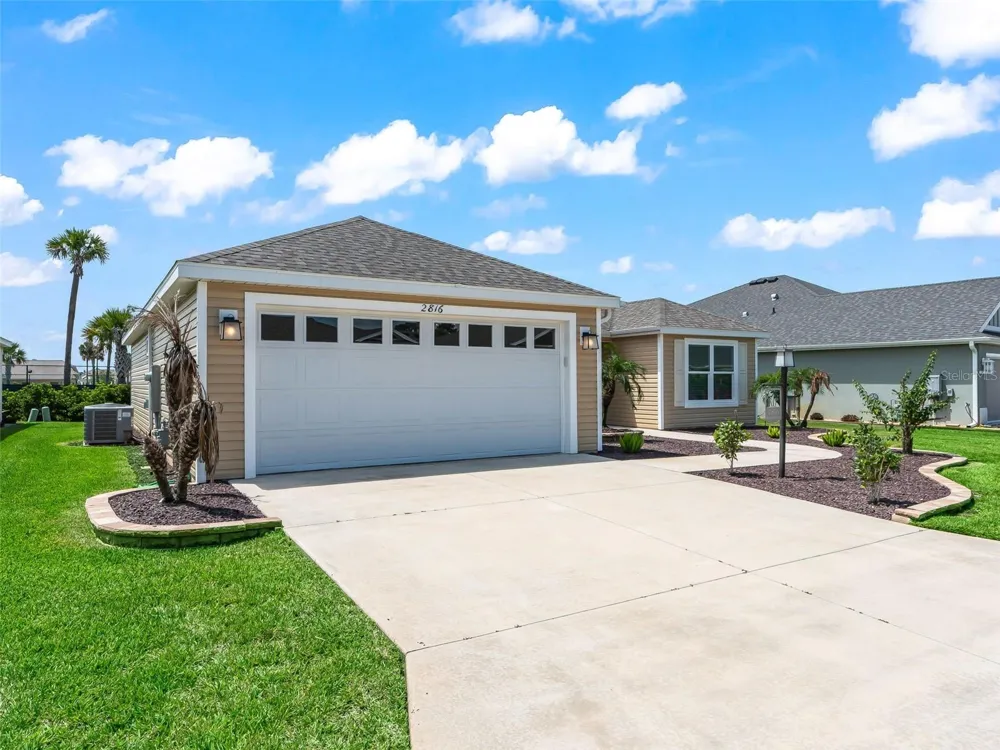 2816 NAVY HILL CIRCLE The Villages, FL 32163